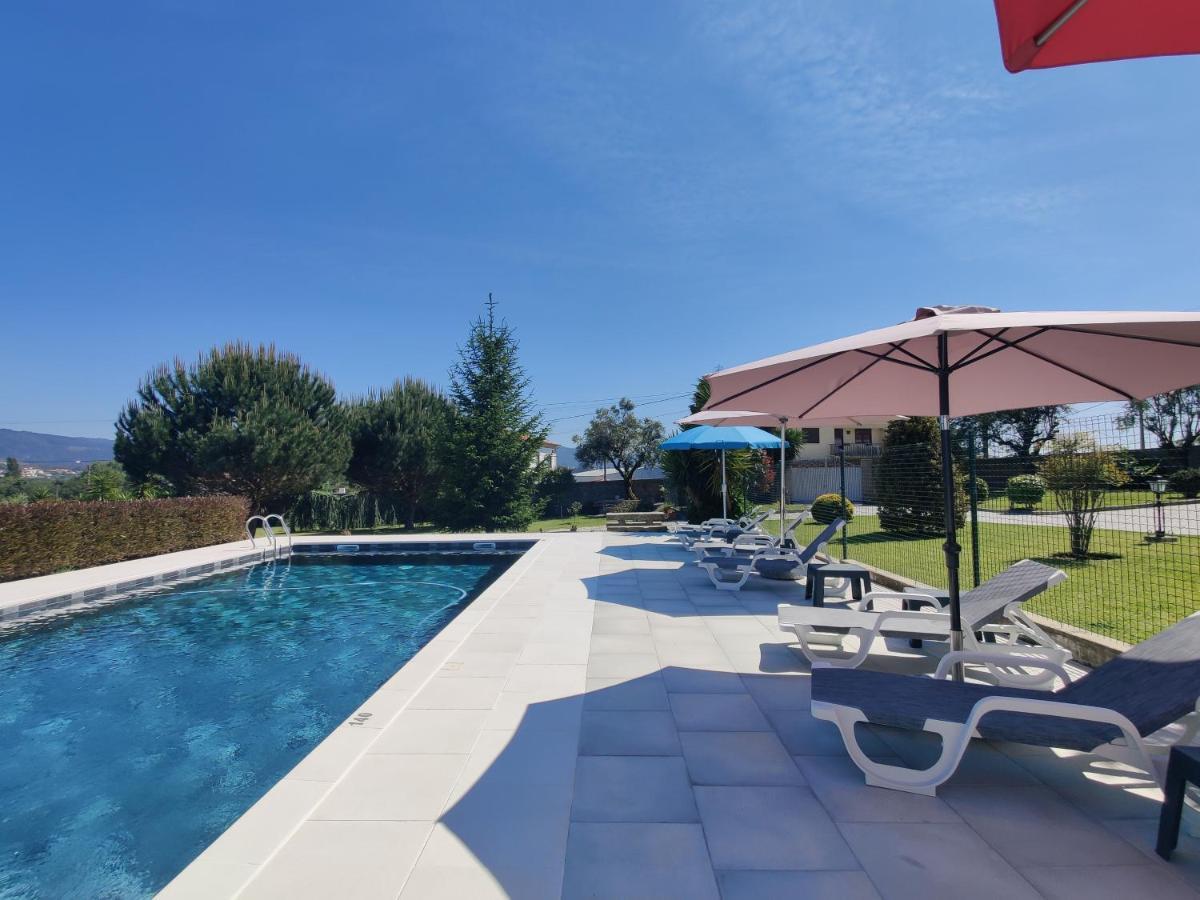 Casa Largo Do Porto - Country House With Swimming Pool Виана-ду-Каштелу Экстерьер фото
