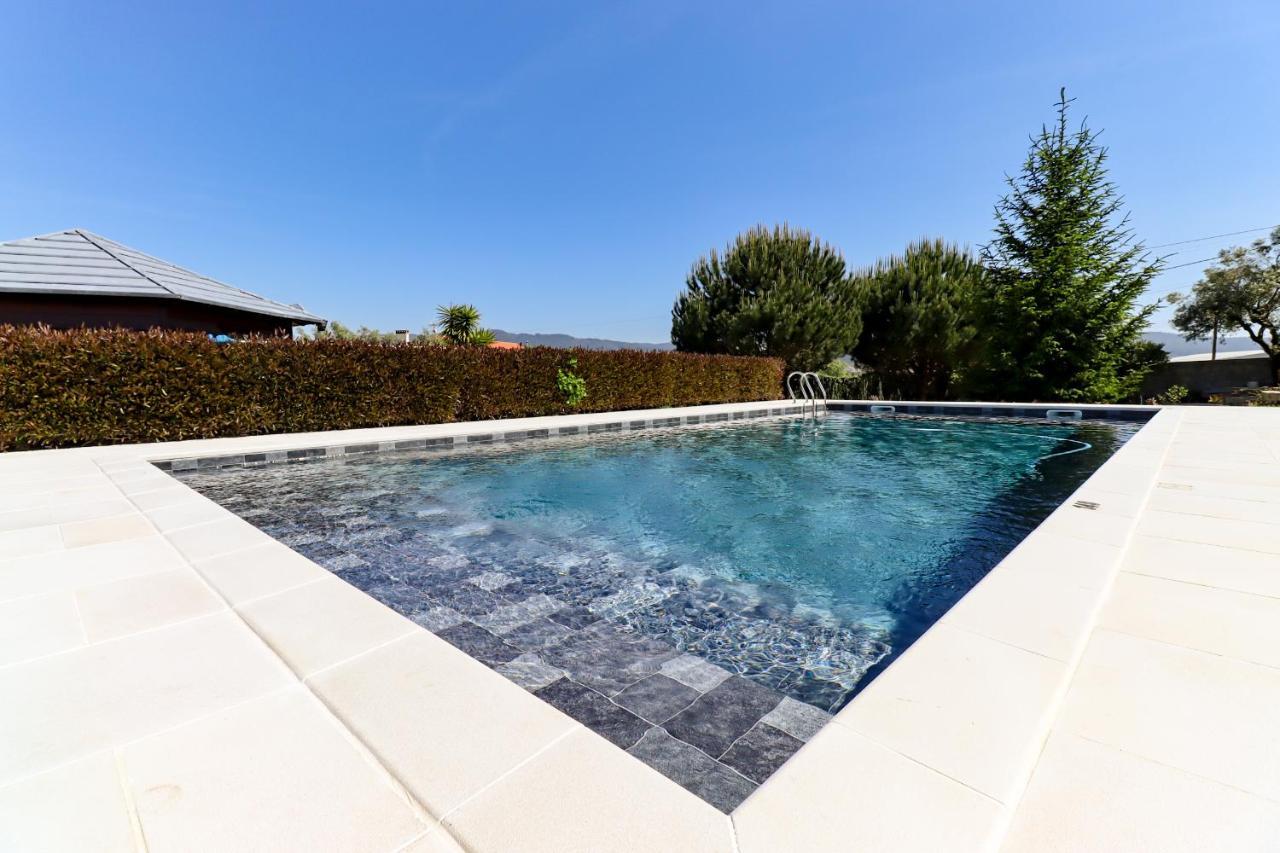 Casa Largo Do Porto - Country House With Swimming Pool Виана-ду-Каштелу Экстерьер фото
