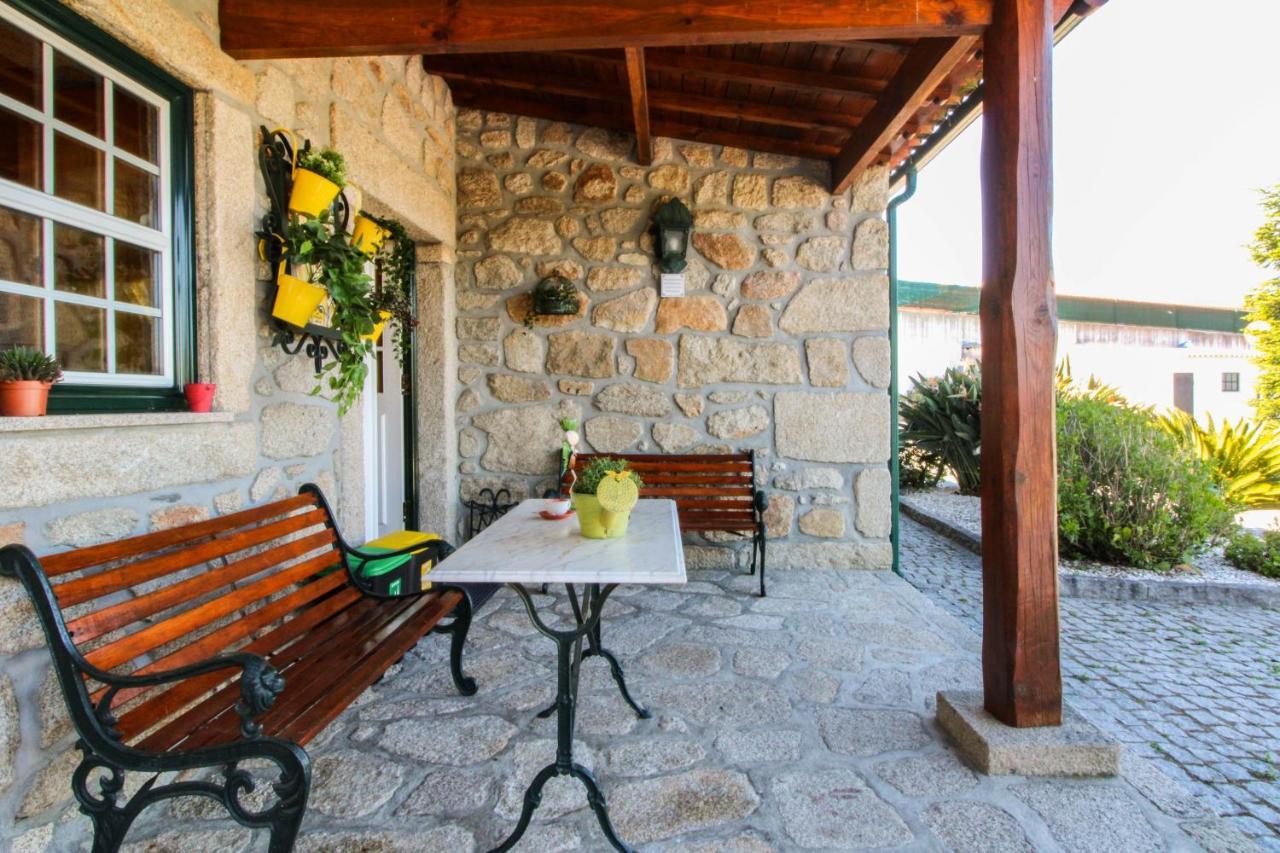 Casa Largo Do Porto - Country House With Swimming Pool Виана-ду-Каштелу Экстерьер фото